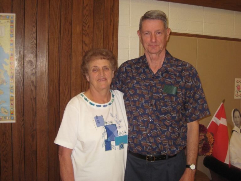 Frame 8311, family meeting at Provo, Utah, 22 September 2007