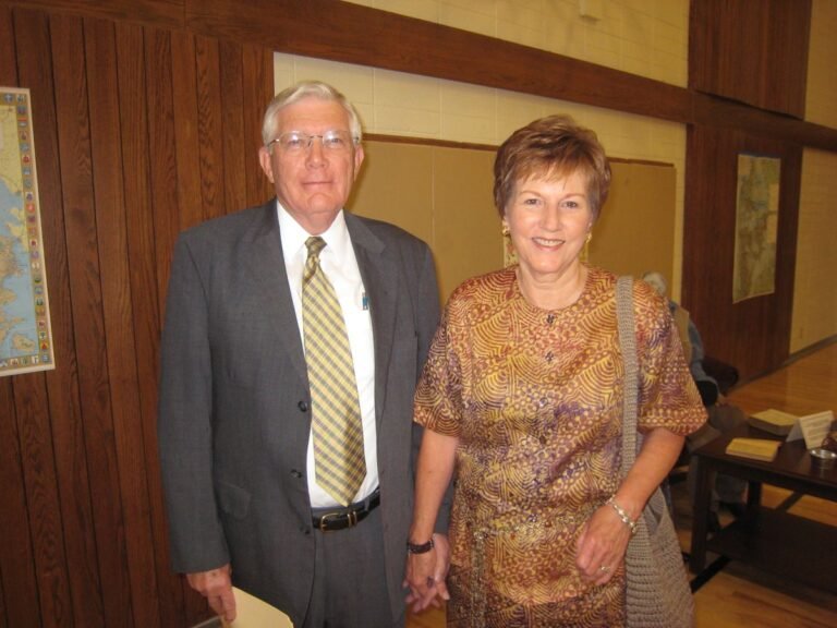 Frame 8312, family meeting at Provo, Utah, 22 September 2007