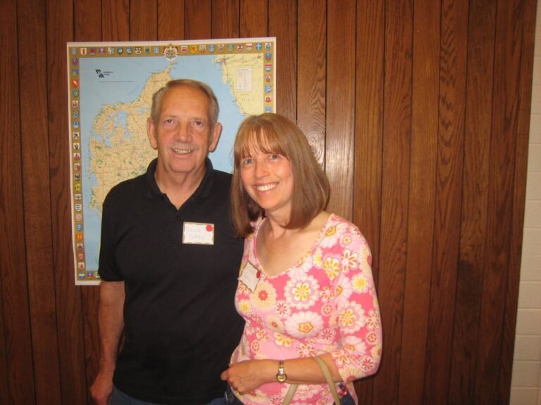 Frame 8324, family meeting at Provo, Utah, 22 September 2007