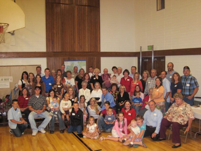 Frame 8350, family meeting at Provo, Utah, 22 September 2007